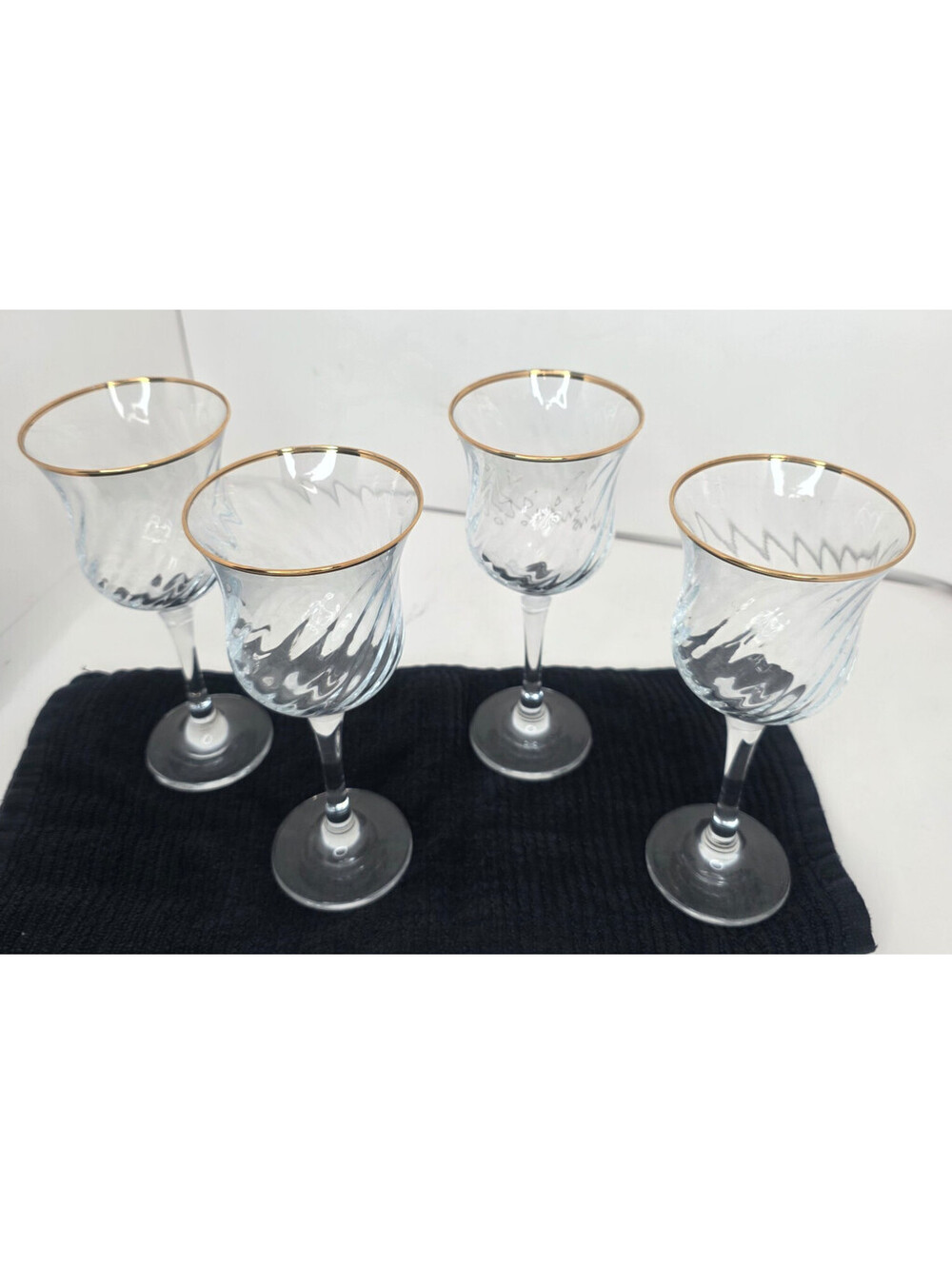 Set of 4 Vintage Crystal Wine Glasses Gold Rimmed Optic Swirl Stemware Goblets